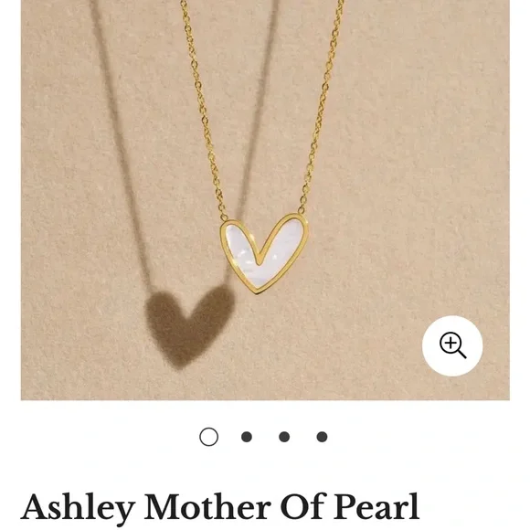 Ashley Mother of Pearl Gold Heart Pendant Necklace, New - Picture 4 of 4